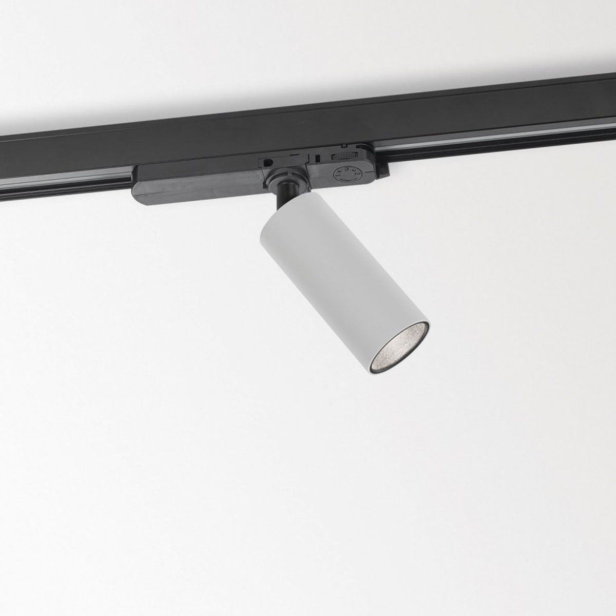 DeltaLight SPY 52 93045 ADM Schienenstrahler, Ø: 5,2 cm SPY 52 93045 ADM Schienenstrahler, Ø: 5,2 cm, Weiß, Warmweiß 3000K, 45° – exklusive Designerlampe, dimmbar für Esszimmer, Abstrahlwinkel 45°