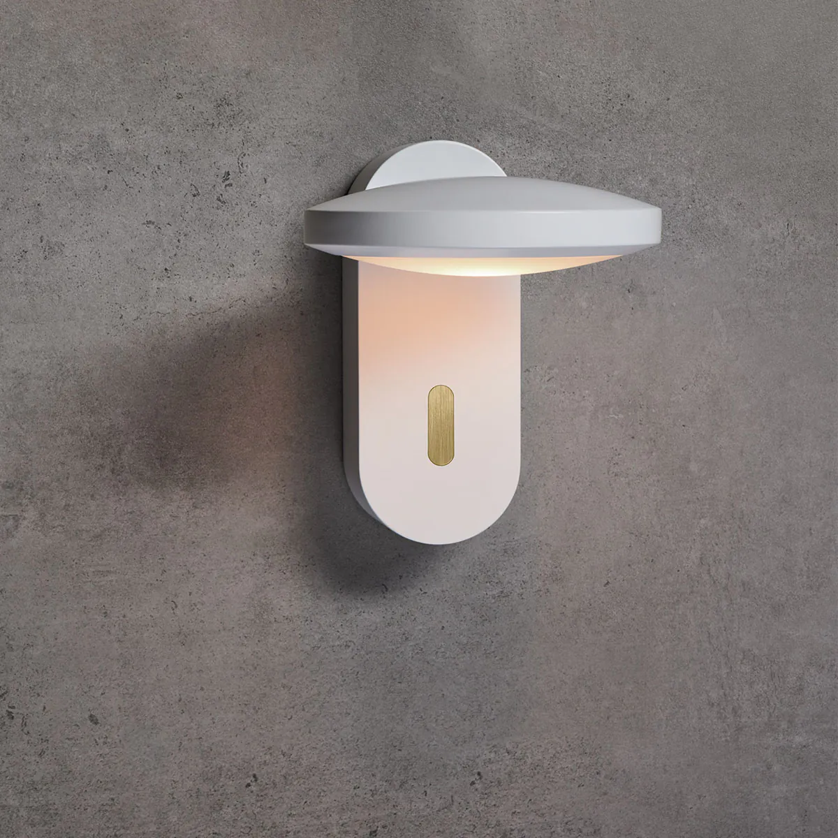 Maggy 4 Wandleuchte, H: 20 cm, Weiß matt / messing gebürstet