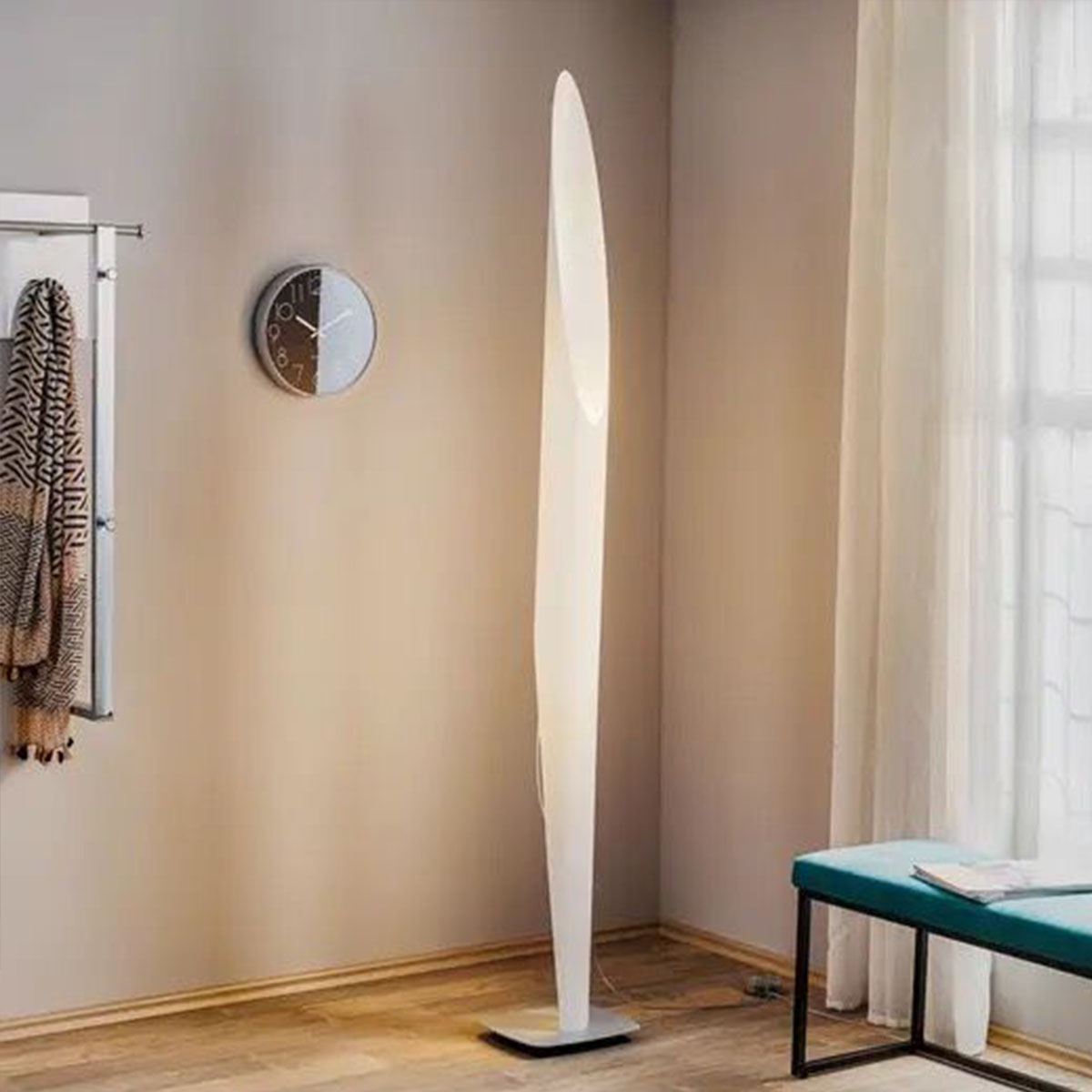 Shakti 200 Stehleuchte, H: 200 cm Shakti 250 Stehleuchte, H: 250 cm