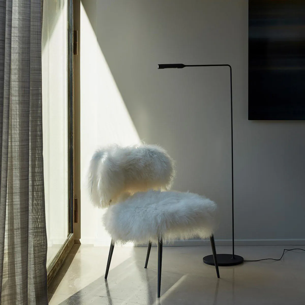 Flo Floor Stehleuchte, H: 110 cm, Gunmetal, Extra-Warmweiß 2700K