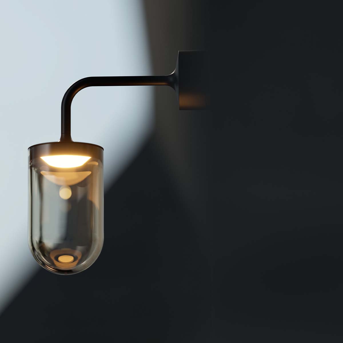 IP44.de aam.2 Wandleuchte, H: 29,8 cm, B: 10 cm Deep Black IP44.de aam.2 Wandleuchte, H: 29,8 cm, B: 10 cm Deep Black