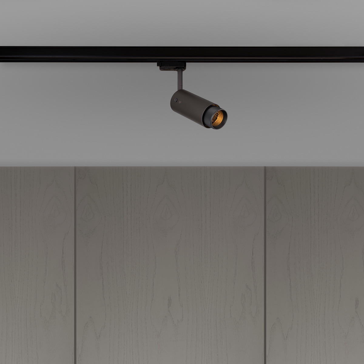 Buster + Punch Exhaust Track Stromschienenstrahler, Cross, Graphit, Smoked Bronze