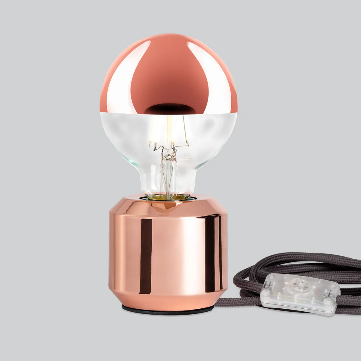 Oskar Tischleuchte, Ø: 8,2 cm, H: 7,7 cm, Kupfer