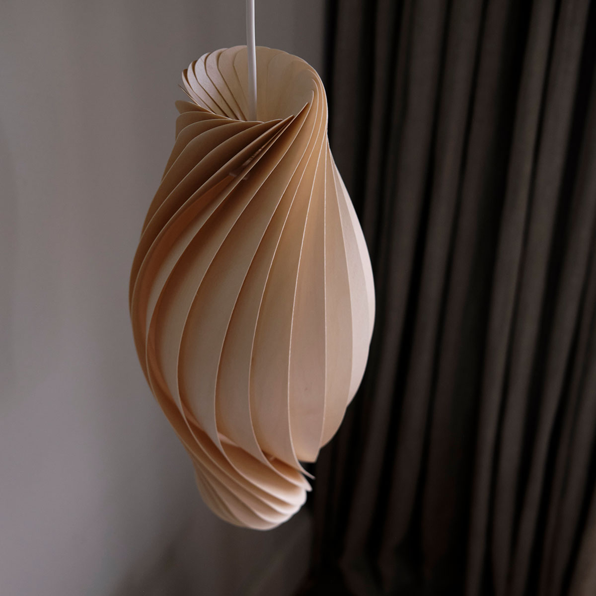 No111 Pendelleuchte, Birke Natur, Ø: 18 cm, H: 43 cm