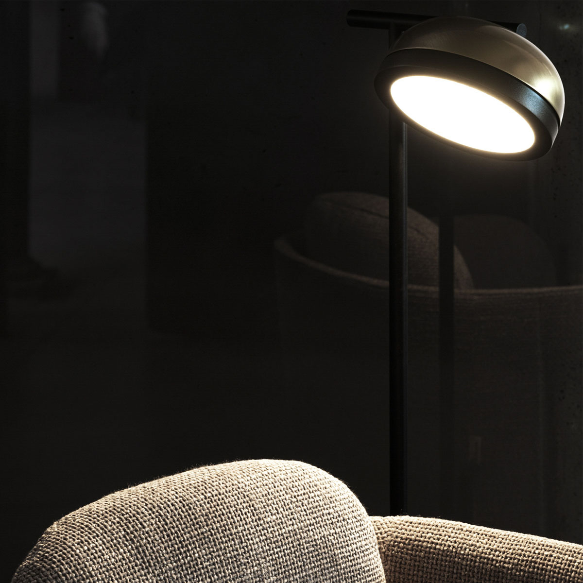 Molly 556.62 Stehleuchte H: 130 cm, Messing, Messing Molly 556.62 Stehleuchte H: 130 cm, Kupfer, Kupfer