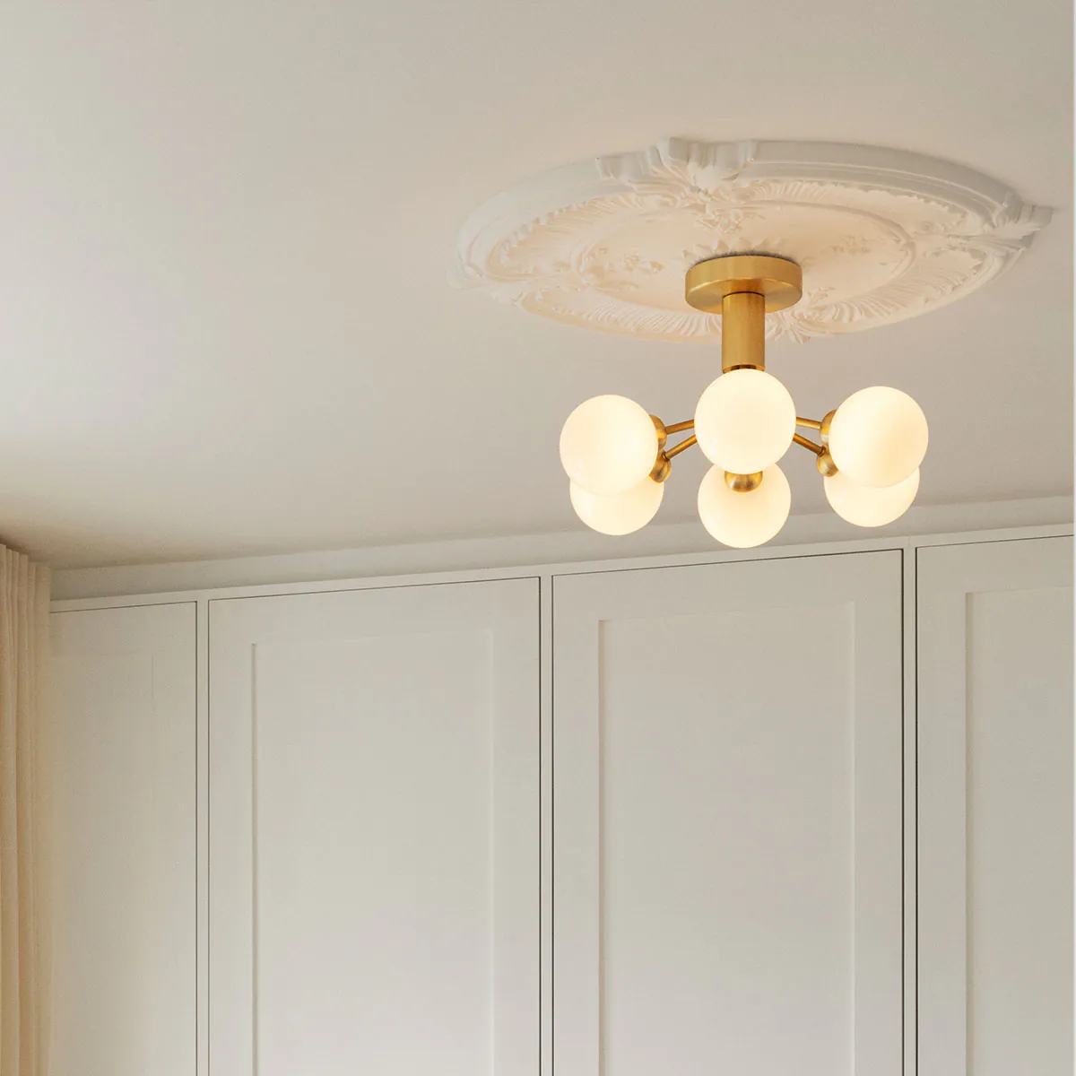 Apiales 6 Deckenleuchte, Ø: 50 cm, Schwarz satiniert & Rauchglas