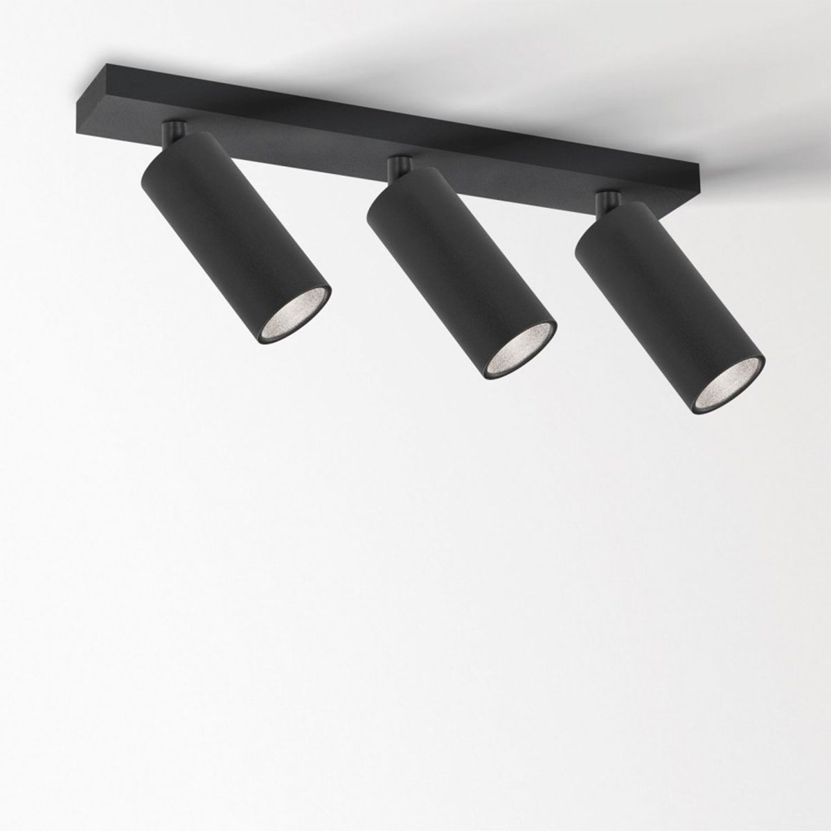 DeltaLight SPY 52 ON 3 92720 DIM8 Aufbaustrahler, Ø: 5,2 cm, L: 12 cm Schwarz, Extra-Warmweiß 2700K, 20° Schwarz Modern & neutral – Design- für Wohnzimmer schwenkbar & drehbar