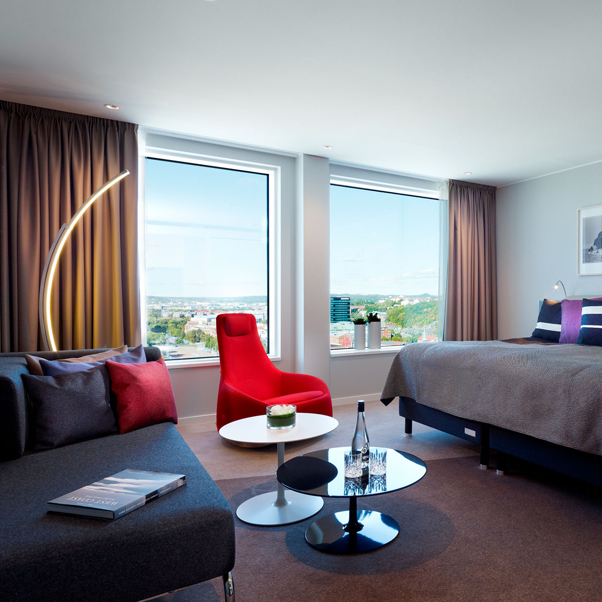 Kyudo Stehleuchte, H: 212 cm, Weiß Kyudo Stehleuchte, H: 212 cm, Orange