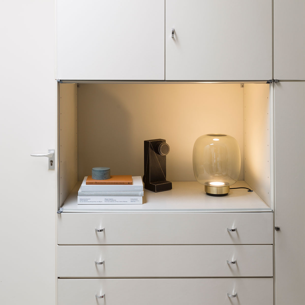 Legier 557.32 Tischleuchte, Schwarz & Kupfer, Opalglas