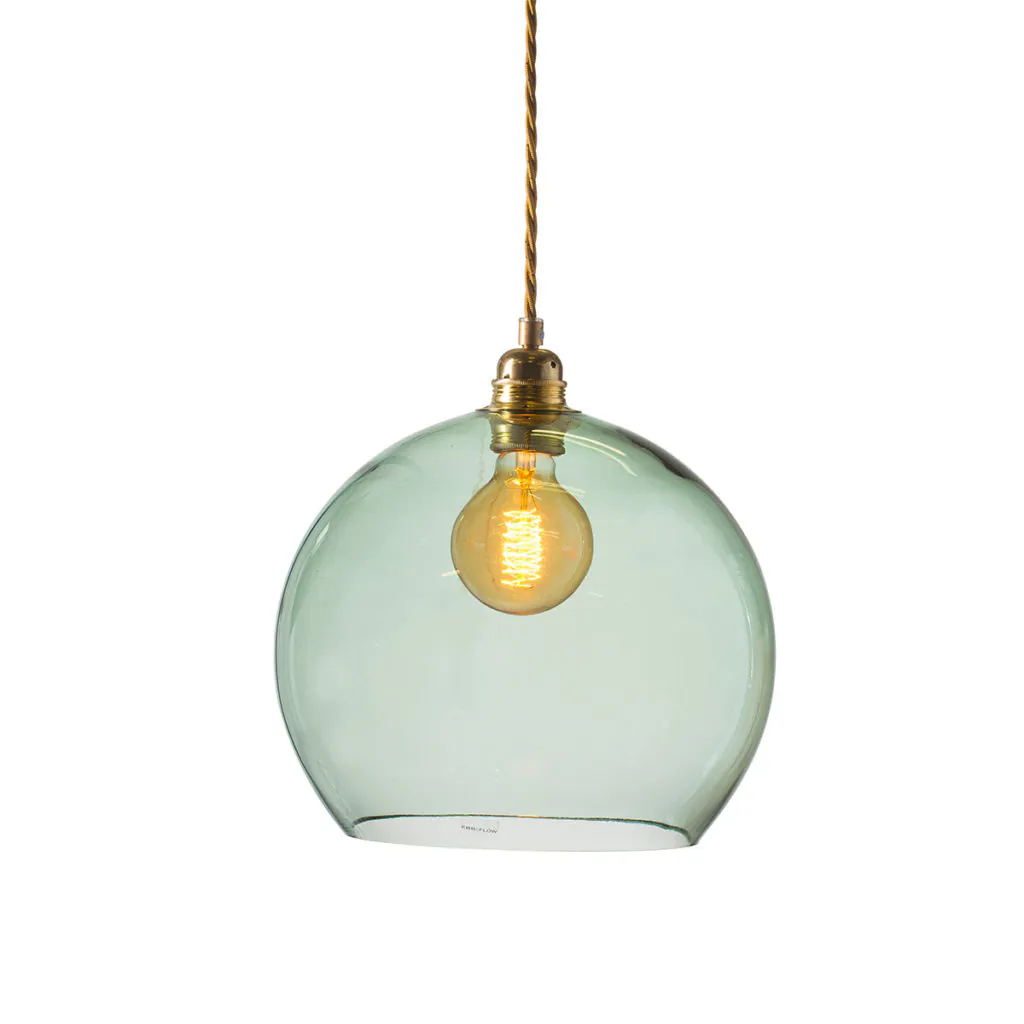 Rowan Pendelleuchte L Ø 28 cm, Forest Green, Gold Rowan Pendelleuchte L Ø 28 cm, Forest Green, Gold