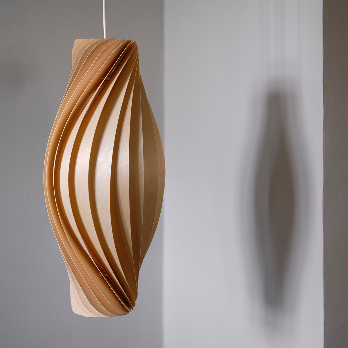 No111 Pendelleuchte, Birke Natur, Ø: 20 cm, H: 72 cm