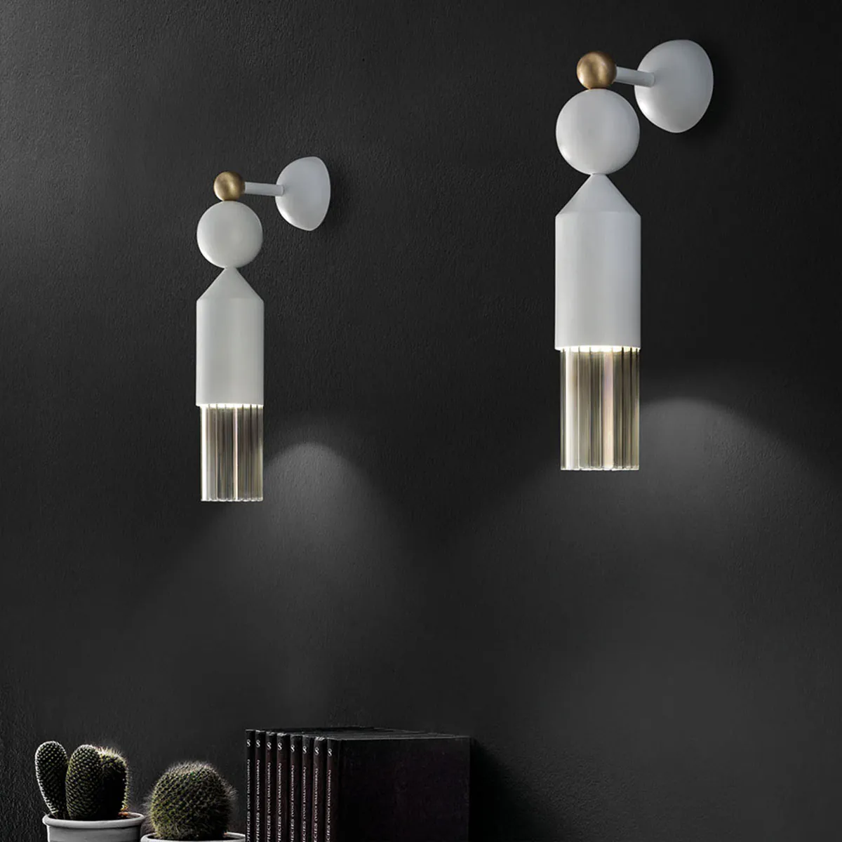 Nappe App N4 Wandleuchte, B: 7,5 cm, H: 40 cm, Mehrfarbig warm