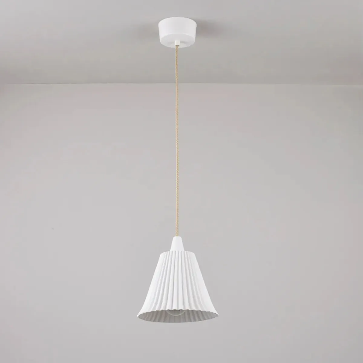 Hector Pleat Large Pendelleuchte, Ø: 19 cm Hector Pleat Large Pendelleuchte, Ø: 19 cm