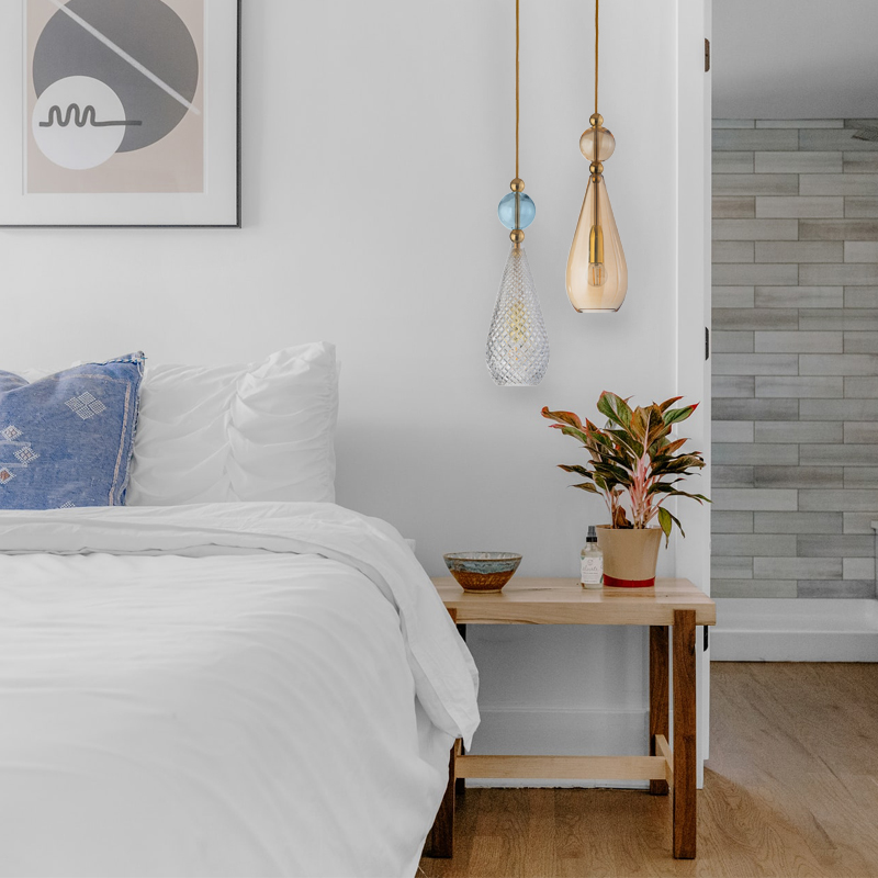 Ebb & Flow Smykke Pendelleuchte M Ø 12,5 cm Smykke Pendelleuchte M Ø 12,5 cm, Golden Smoke Gold Golden Smoke Pendelleuchten – hochwertige Innenbeleuchtung, handgefertigt für Schlafzimmer Ebb & Flow Smykke Pendelleuchte M Ø 12,5 cm Smykke Pendelleuchte M Ø 12,5 cm, Smokey Grey Silber, Ball Kristallglas Smokey Grey Pendelleuchten – hochwertige Innenbeleuchtung, LED Beleuchtung für Wohnzimmer