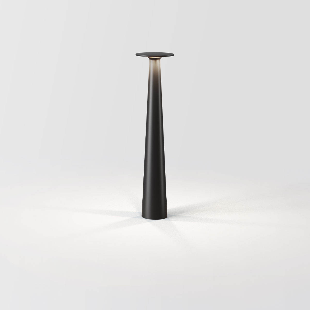 Schmale Akku Tischleuchte für außen schwarz