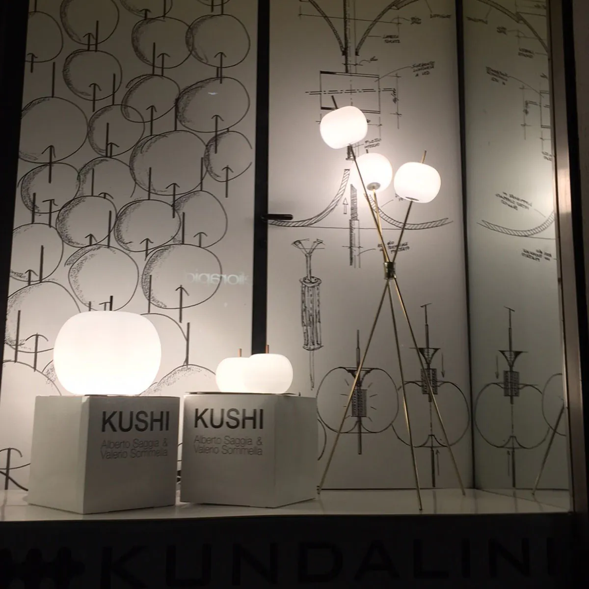 Kushi 16 Tischleuchte, Ø: 16 cm, H:16 cm, Kupfer