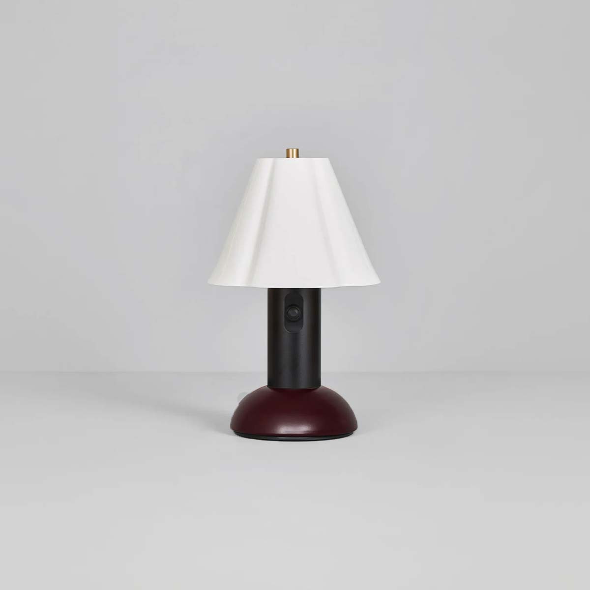 Original BTC Blossom kabellose Tischleuchte, H: 28,8 cm Schwarz rot Original BTC Blossom kabellose Tischleuchte, H: 28,8 cm Schwarz rot