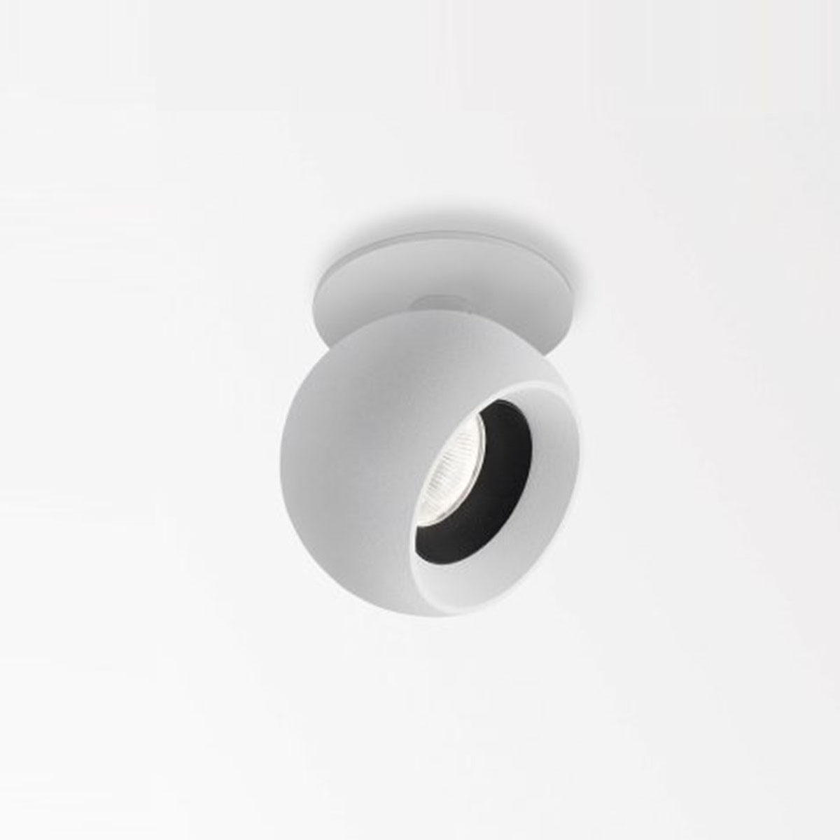 DeltaLight BOWIE CLIP 93037 Einbaustrahler, Ø: 6,5 cm, Weiß, Warmweiß 3000K, 37° Weiß 3000K Modern & neutral – exklusive für Badezimmer, Abstrahlwinkel 37°