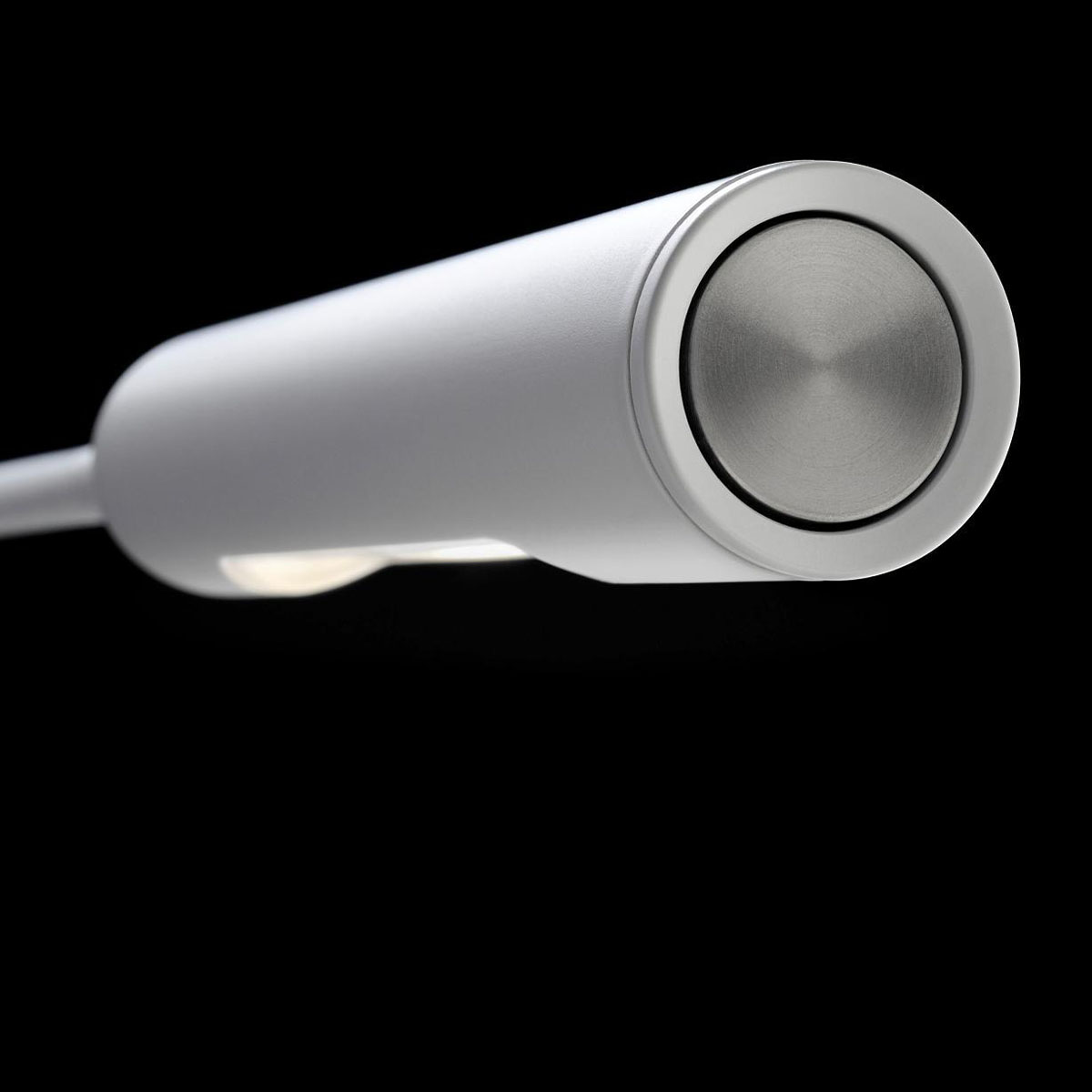 Flo Lounge Stehleuchte, H: 100 cm, Schwarz soft, Warmweiß 3000K Flo Lounge Stehleuchte, H: 100 cm, Gunmetal, Extra-Warmweiß 2700K