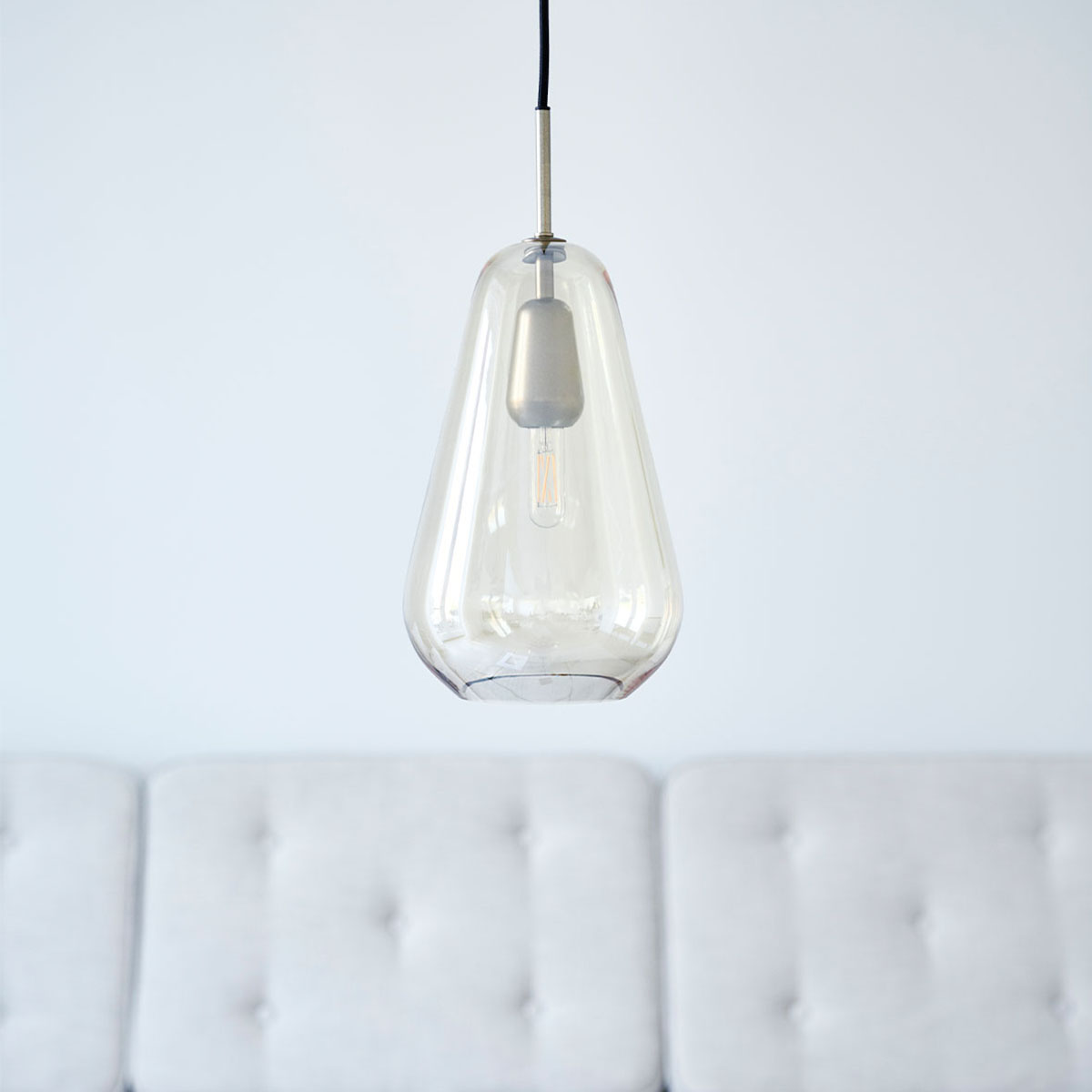 Anoli 1 Medium Pendelleuchte, Ø: 19 cm, Gold transparent Anoli 1 Medium Pendelleuchte, Ø: 19 cm, Opalglas