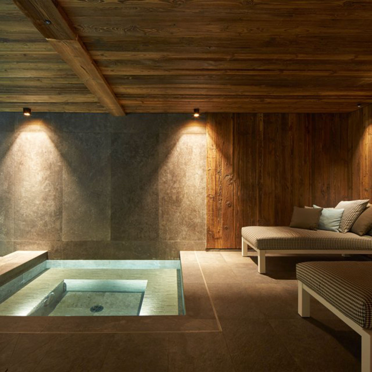 BOXY 2 L+ 92733 DIM8 Aufbaustrahler, L: 14,8 cm, B: 8 cm, IP 53, Schwarz, Extra-Warmweiß 2700K BOXY 2 L+ 93033 DIM8 Aufbaustrahler, L: 14,8 cm, B: 8 cm, IP 53, Weiß, Warmweiß 3000K