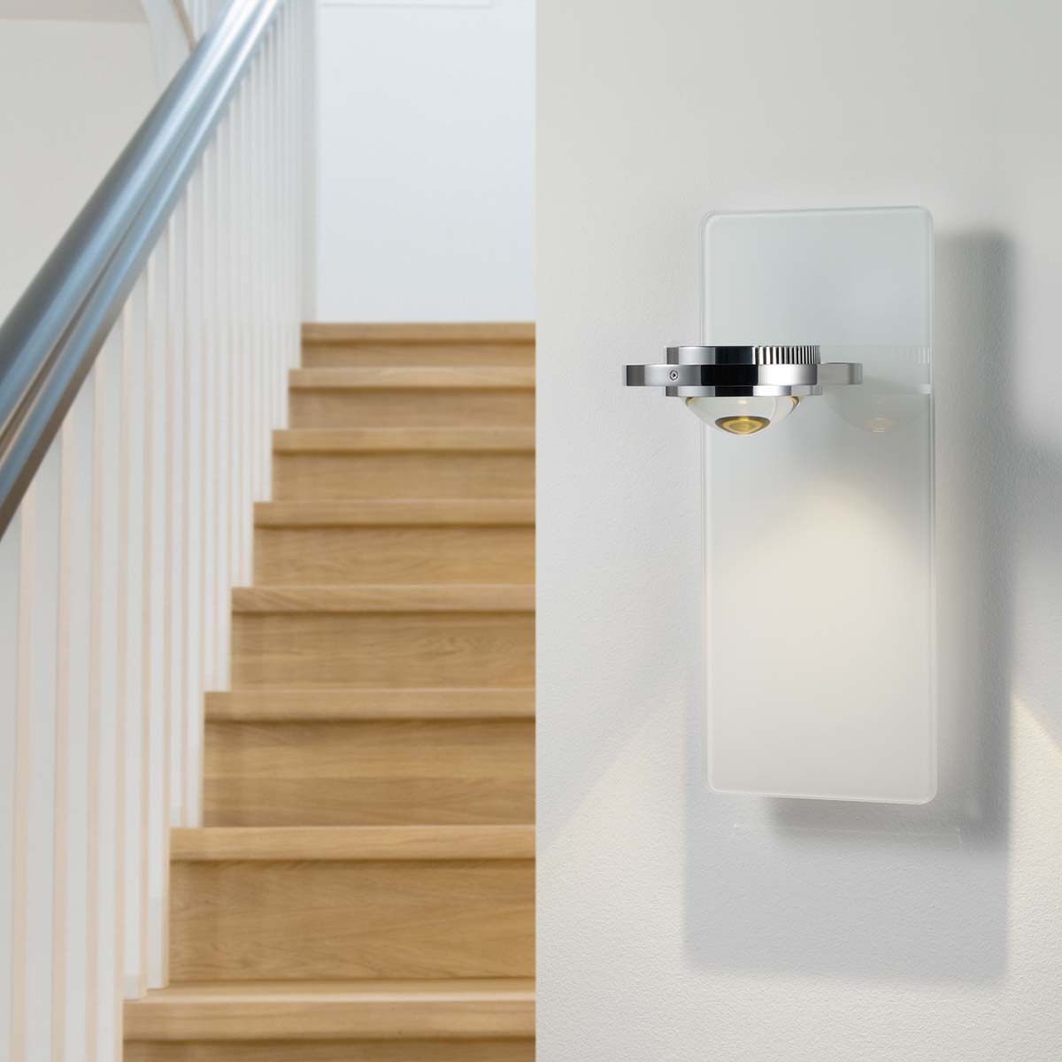 Licht im Raum Ocular Moderne Wandleuchte mit Glas an der Wand hängend Licht im Raum Ocular Moderne Wandleuchte mit Glas an der Wand hängend