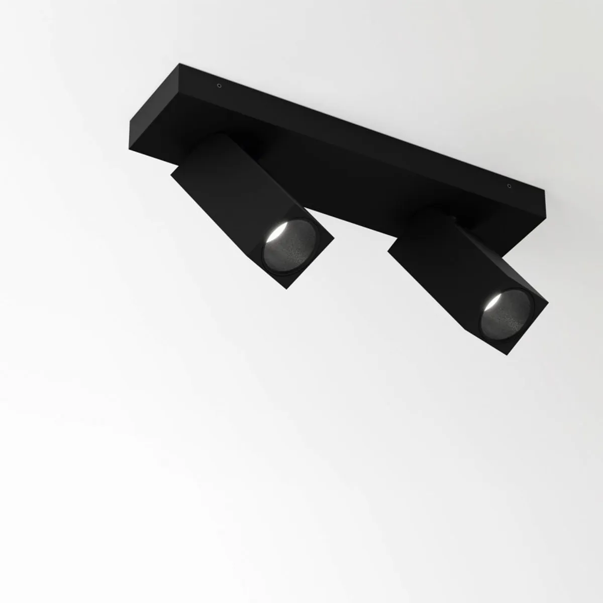 OCTAV 39 ON 2 92720 DIM8 Aufbaustrahler, L: 24 cm cm, B: 6 cm, Schwarz, Warmweiß 3000K, 40°