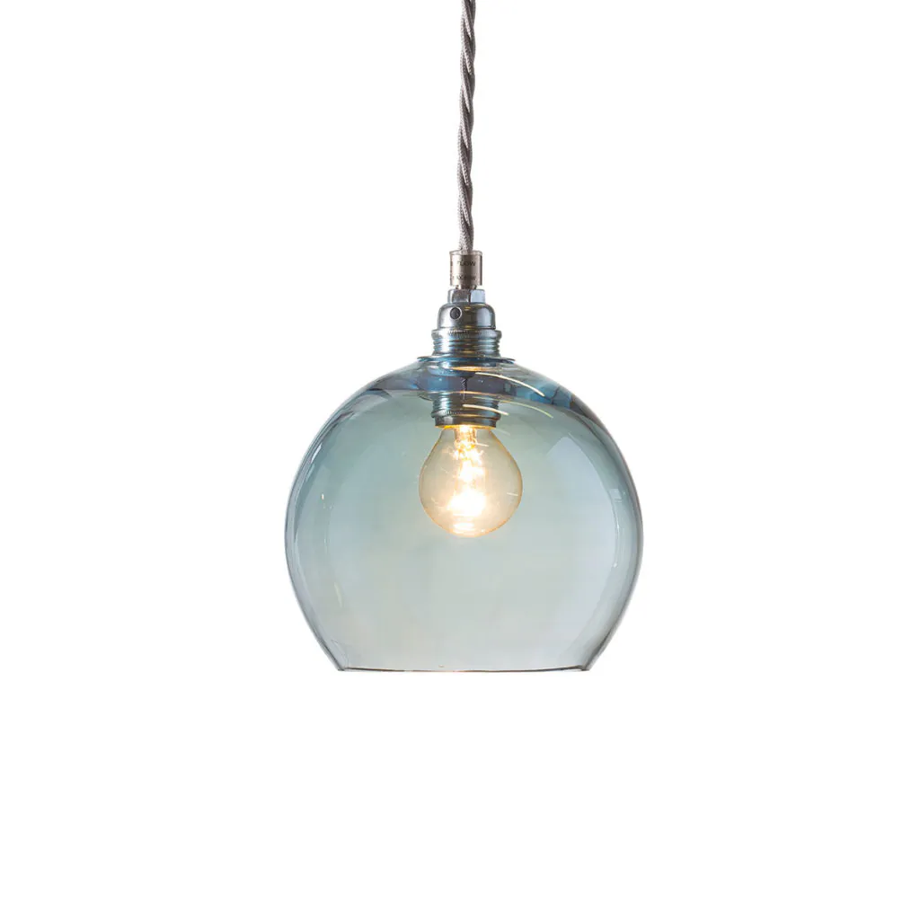 Rowan Pendelleuchte S Ø 15,5 cm, Topaz Blue, Silber Rowan Pendelleuchte S Ø 15,5 cm, Topaz Blue, Silber