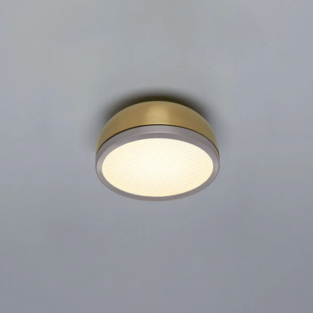 Molly 556.72 Wand - Deckenleuchte Ø: 20 cm, Messing, Sandgrau