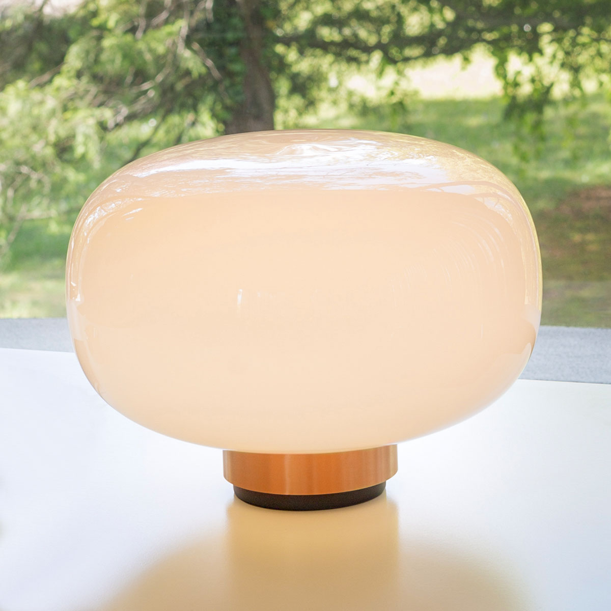 Legier 557.34 Tischleuchte, Schwarz & Kupfer, Opalglas