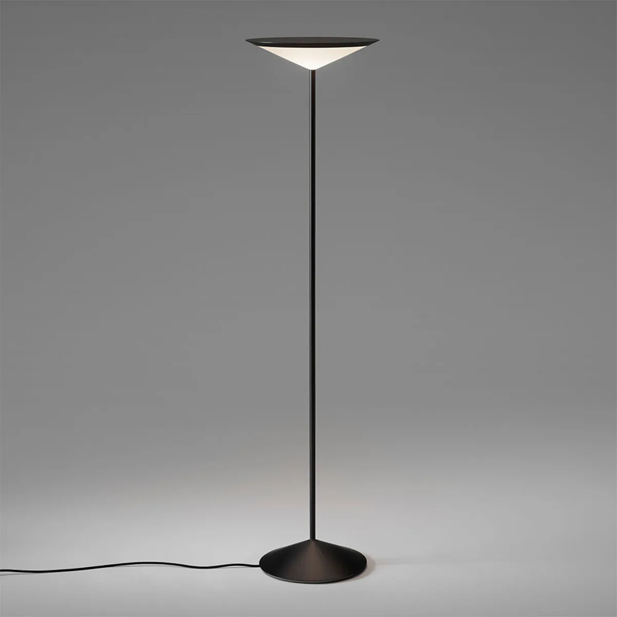 Narciso 1710-10 Stehleuchte, H: 130 cm, Orange Narciso 1710-10 Stehleuchte, H: 130 cm, Gold