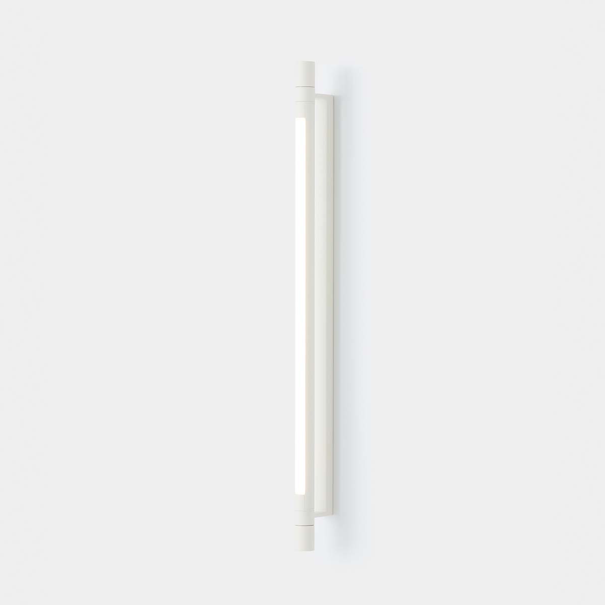 TOOY_Thula_562_46_C22_C22_2 TOOY Thula 562.46 Wandleuchte, H: 67 cm, T: 6 cm, Beige