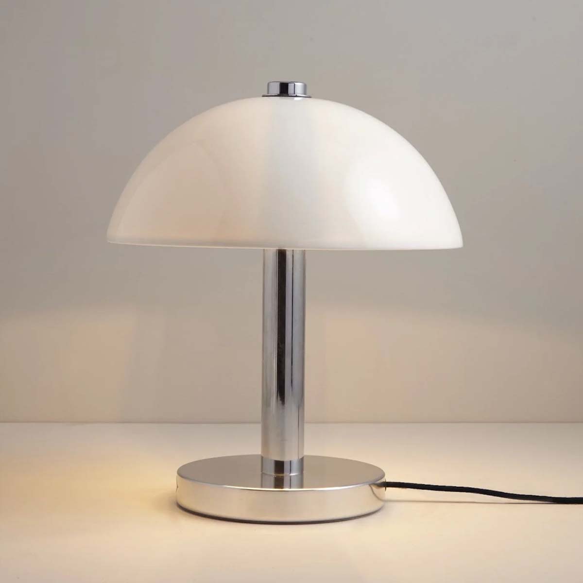 Original BTC Cosmo Tischleuchte, H: 37 cm Runde Dellen Original BTC Cosmo Tischleuchte, H: 37 cm Runde Dellen