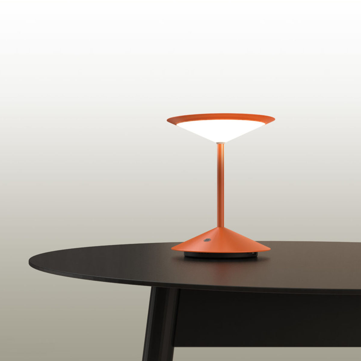 Narciso 1710-01 Mobile Akku Tischleuchte Small, Ø: 15,7 cm, Orange Narciso 1710-01 Mobile Akku Tischleuchte Small, Ø: 15,7 cm, Orange