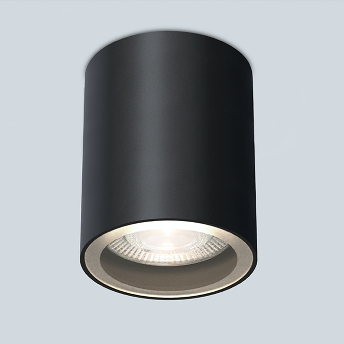 Wittenberg 4.0, wi4-ab-1r-dl-ip54 Aufbaustrahler, Schwarz matt, Extra-Warmweiß 2700K, Spot 12° Wittenberg 4.0, wi4-ab-1r-dl-ip54 Aufbaustrahler, Schwarz matt, Warmweiß 3000K, Flood 38°