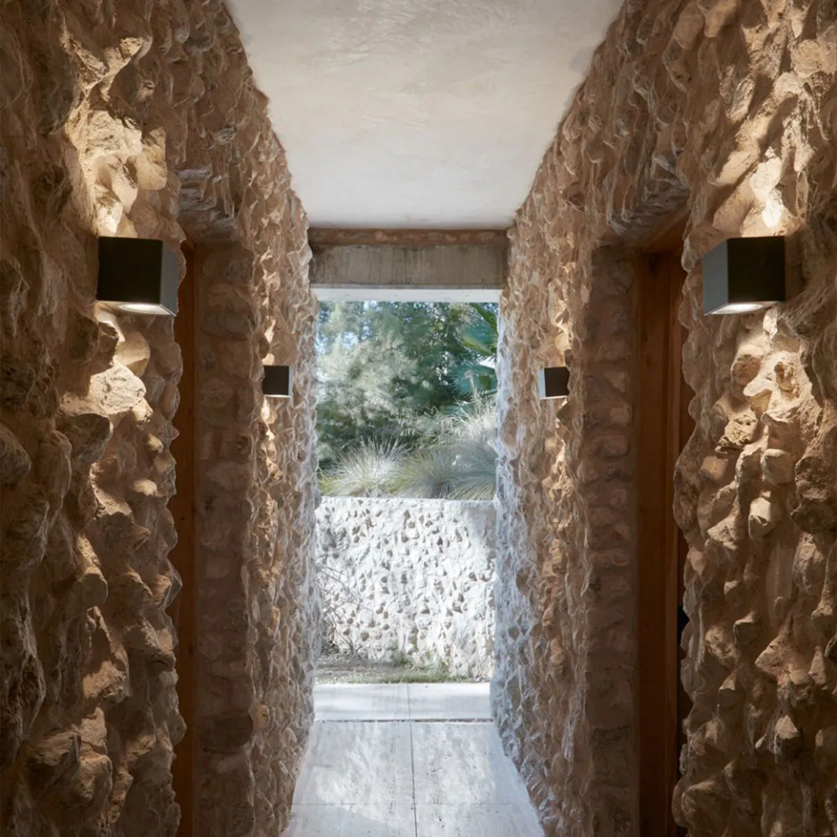 TIGA LED 93024 DIM8 Wandleuchte, B: 13 cm, H: 10,5 cm, Grau Braun, Warmweiß 3000K