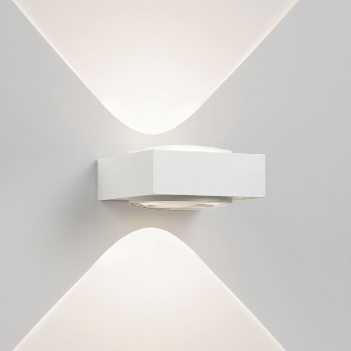 VISION LED WW Wandleuchte, B: 12,6 cm, T: 12,6 cm, Weiß, Warmweiß 3000K