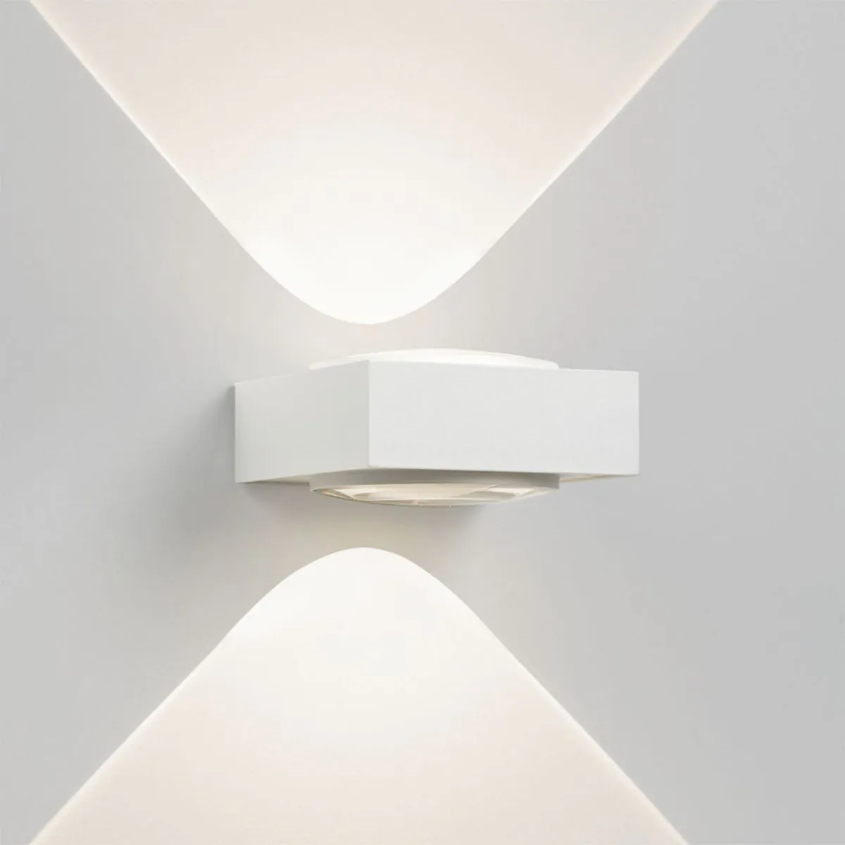 VISION LED WW Wandleuchte, B: 12,6 cm, T: 12,6 cm, Weiß, Warmweiß 3000K