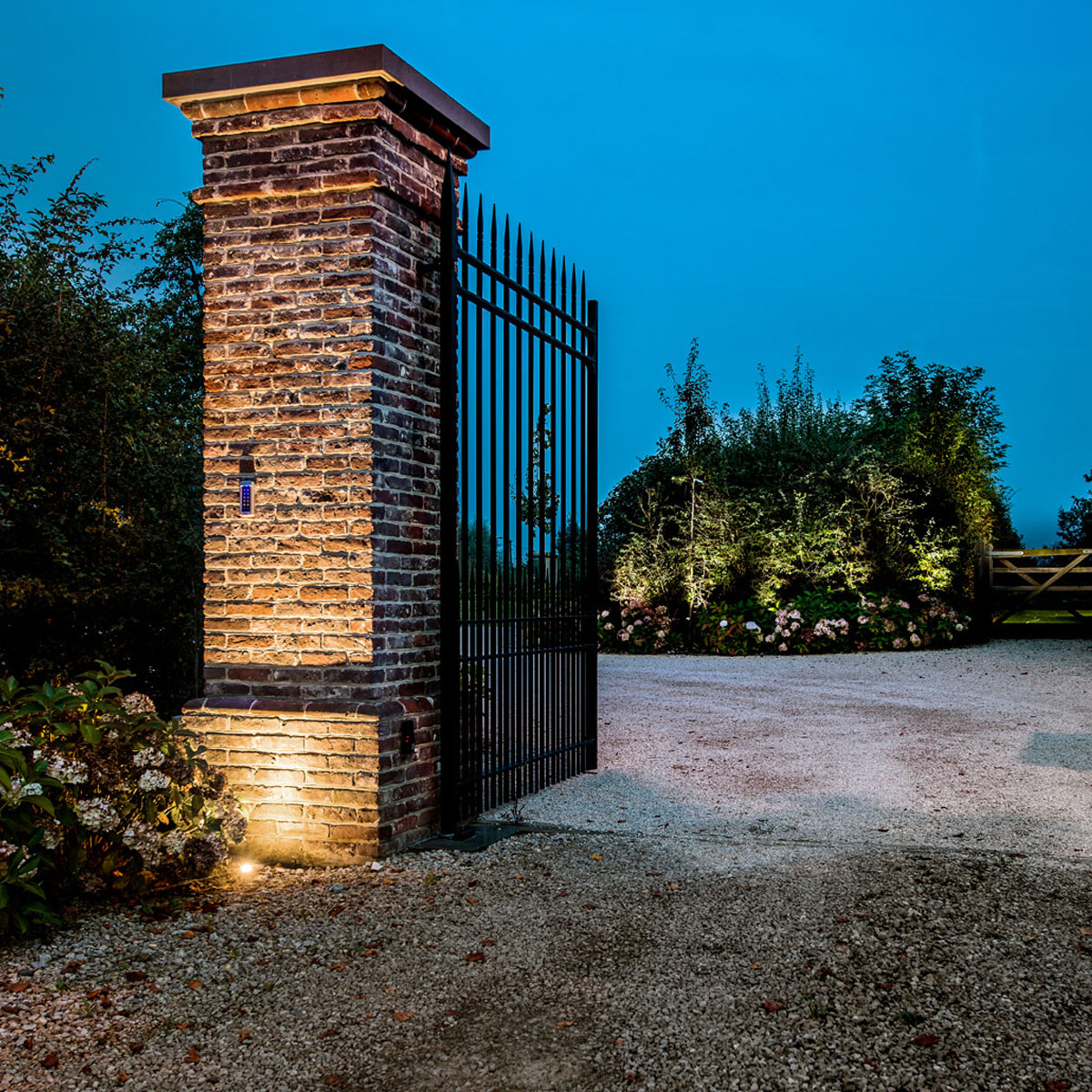 Mirco Obo Round Focus Bodenstrahler, Black & Focus Gold