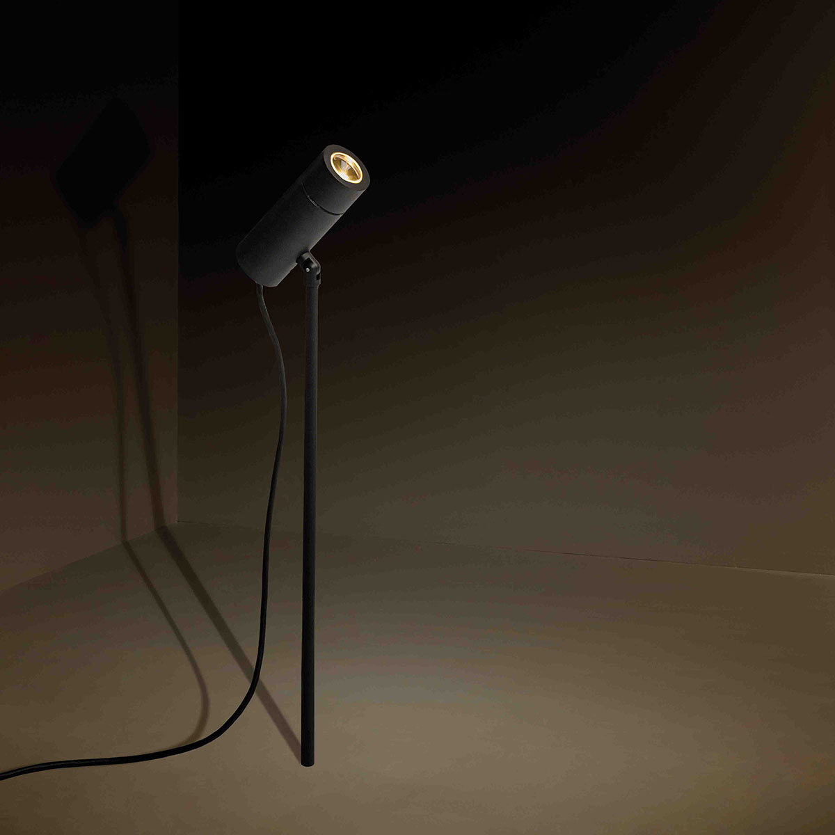 Pulsar Pin Erdspießleuchte, 38°, Textured Black, 2700K