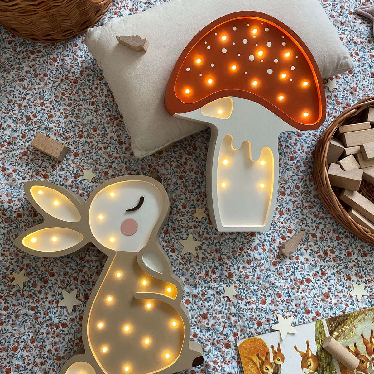 LED Kinderleuchte Pilz aus Holz, handgemacht