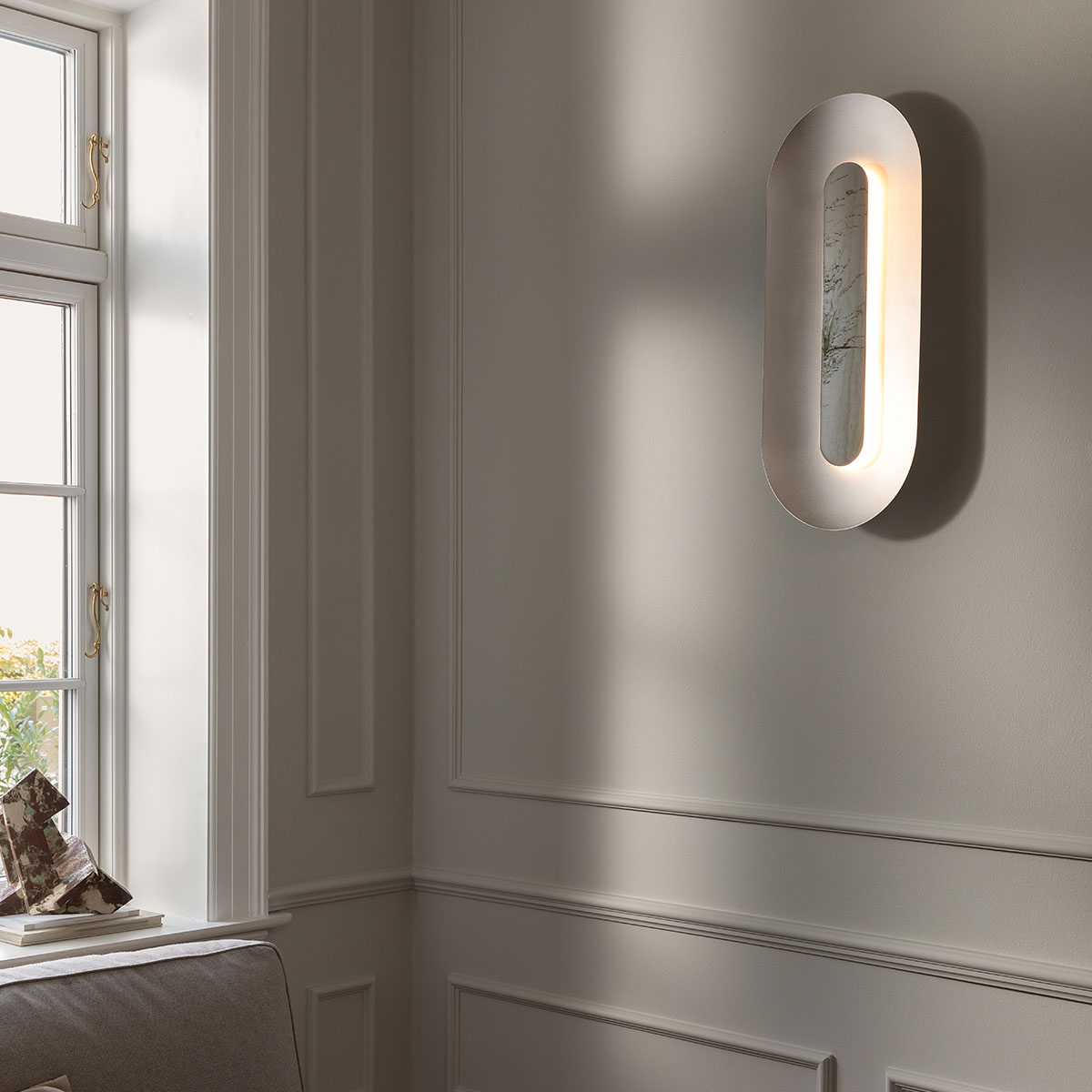 Sasi Large Wandleuchte, H: 65 cm, Silber