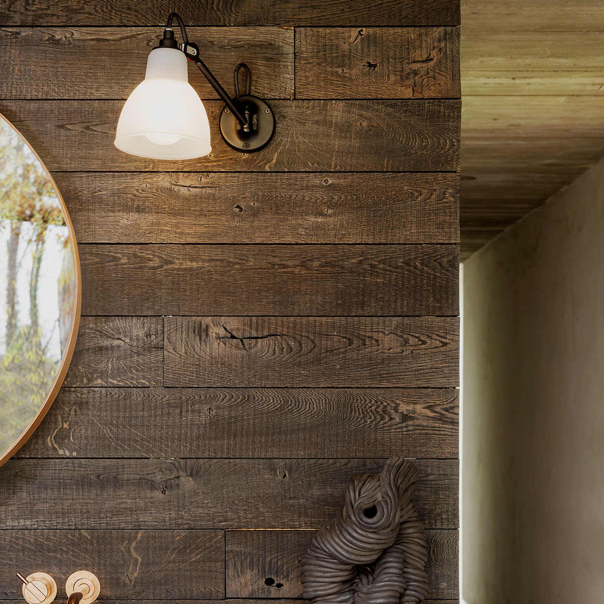 Lampe Gras N° 104 Bathroom IP44 Wandleuchte Schwarz, Schirm Schwarz – elegante Designerlampe des Herstellers DCW Editions für den Flur auch für Badezimmer geeignet Spezial Angebot Pack Duo Lampe Gras N° 104 Bathroom IP44 Wandleuchte Schwarz, Schirm Polycarbonat in Schwarz Rot – hochwertige Designerleuchte des Herstellers DCW Editions ideal im Schlafzimmer auch für Badezimmer geeignet