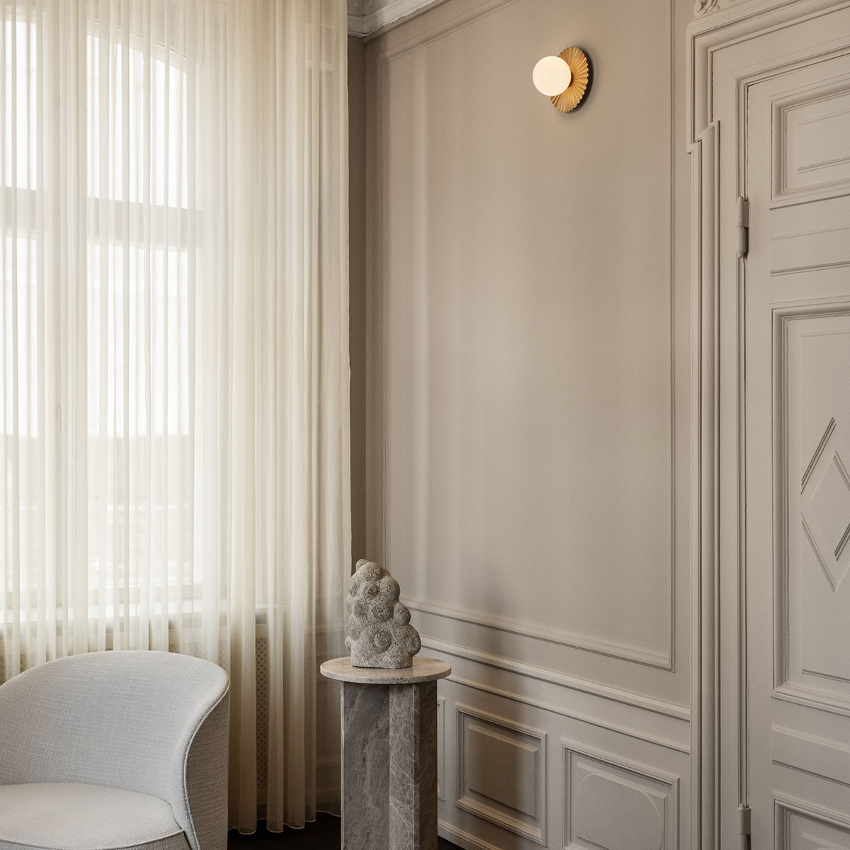 Liila Muuse Small Wand- und Deckenleuchte, Ø: 20 cm, Gold