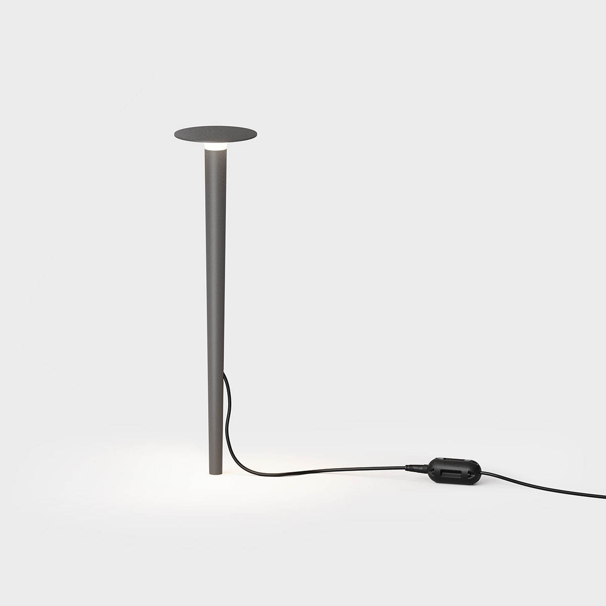 Stabförmige schmale außen Erdspießleuchte braun