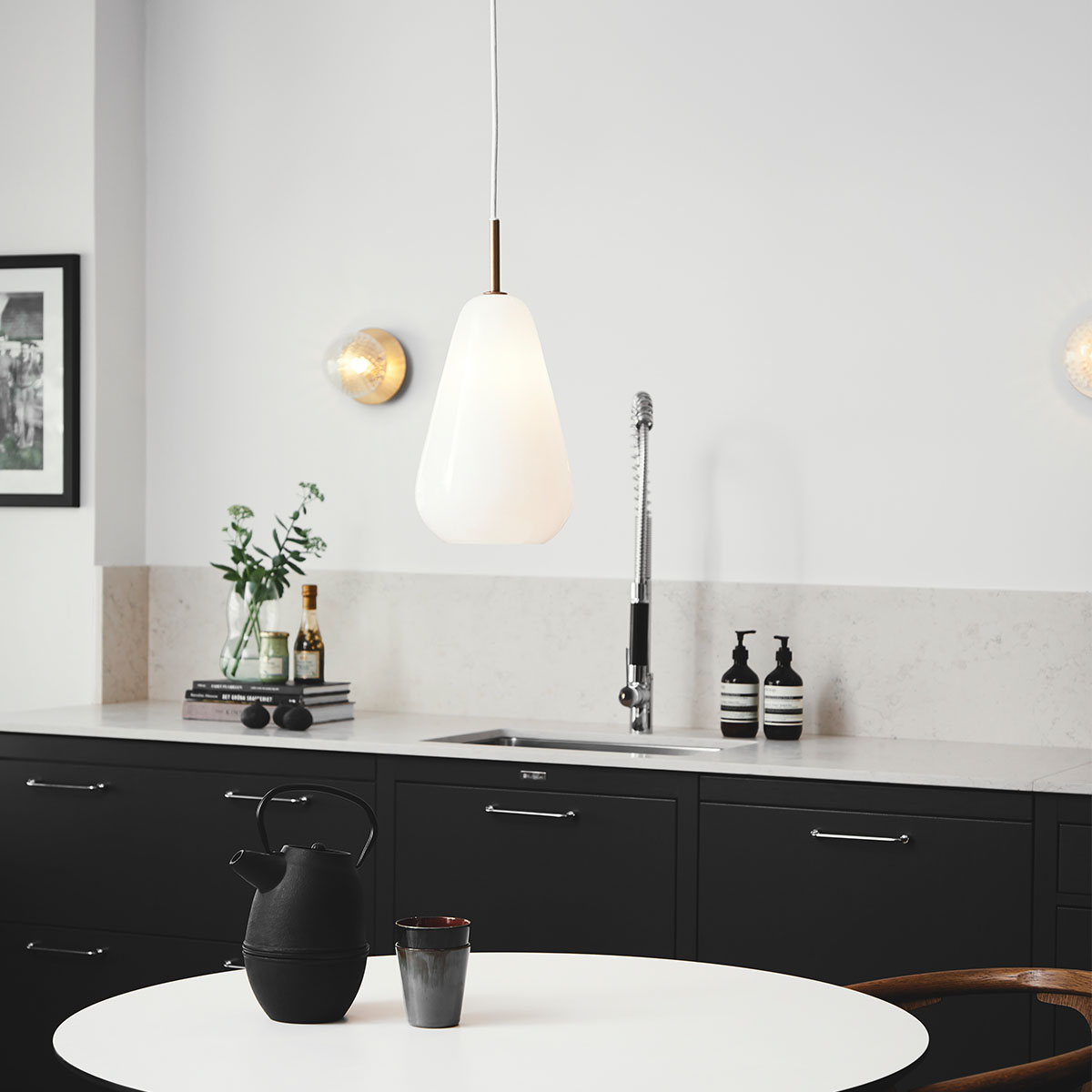 Anoli 1 Medium Pendelleuchte, Ø: 19 cm, Opalglas