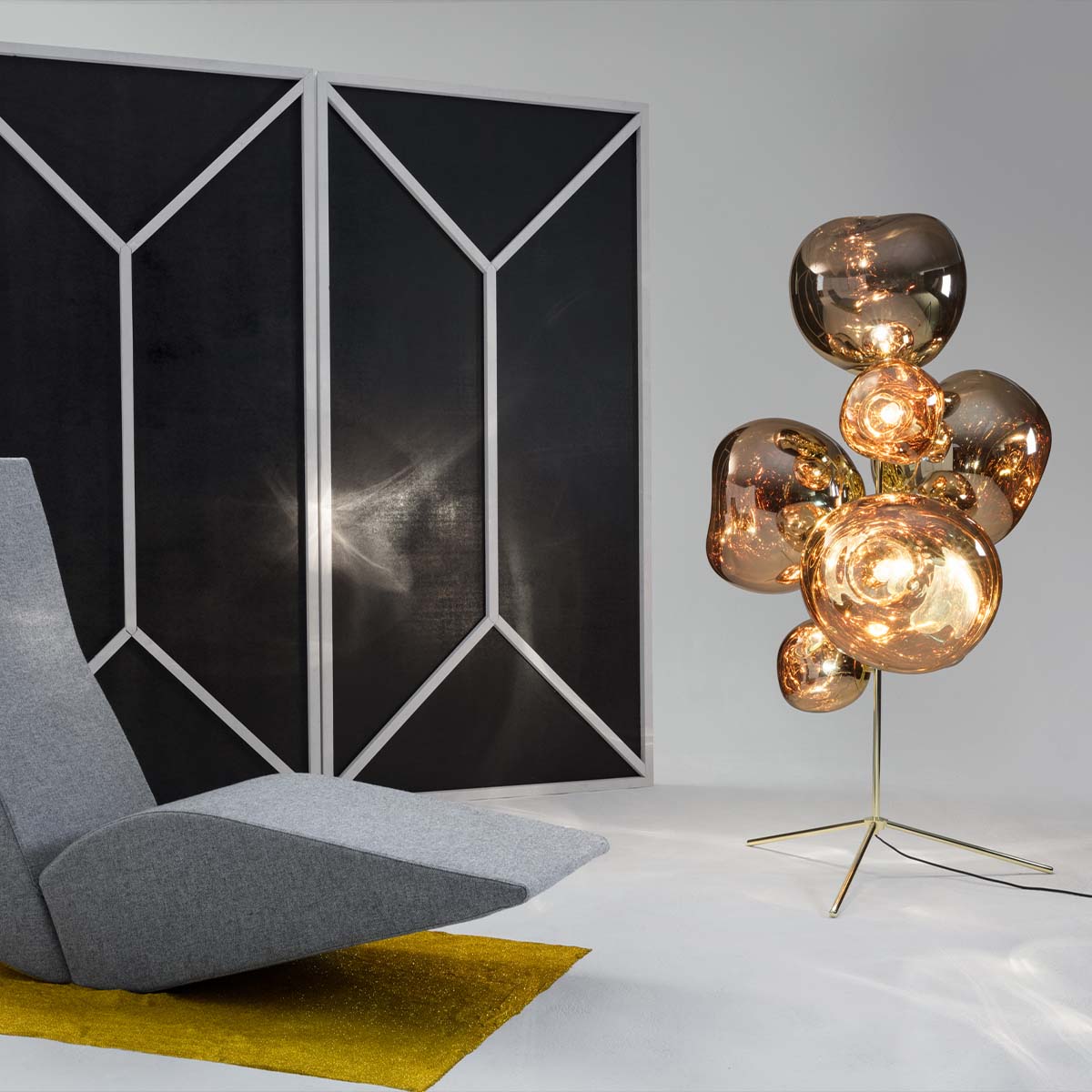 Tom Dixon Melt Chandelier LED Stehleuchte, H: 175 cm, Bronze, Gold
