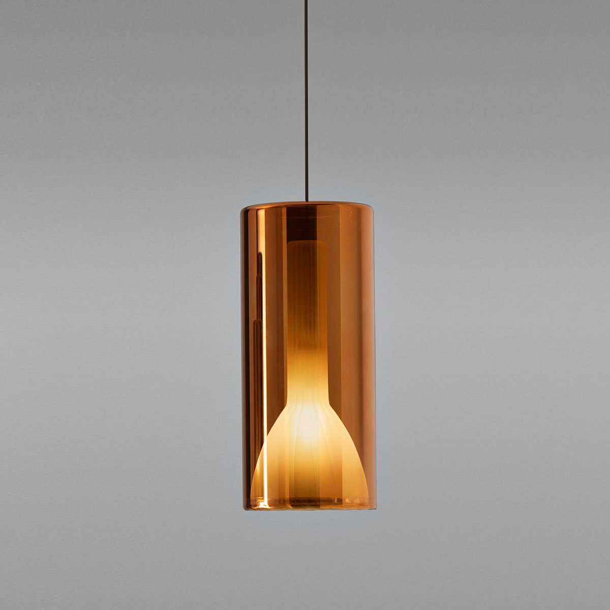 Lit 1912-22 Medium Pendelleuchte, Orange Glas Lit 1912-22 Medium Pendelleuchte, Orange Glas