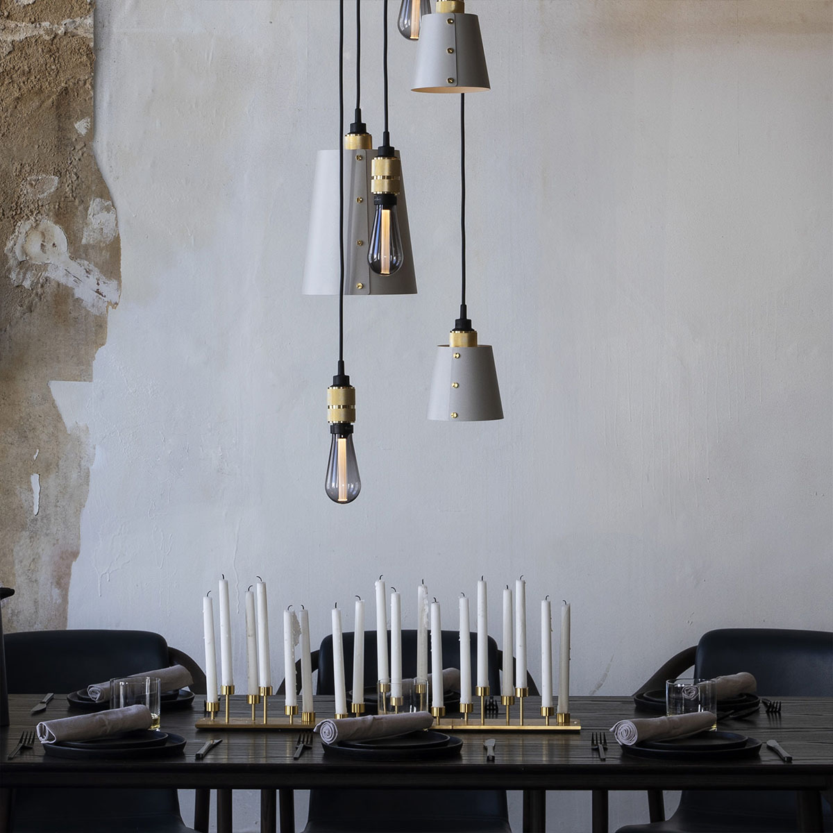 Buster + Punch Buster Bulb E27 Designer-LED-Leuchtmittel, Nicht dimmbar, Rauchglas
