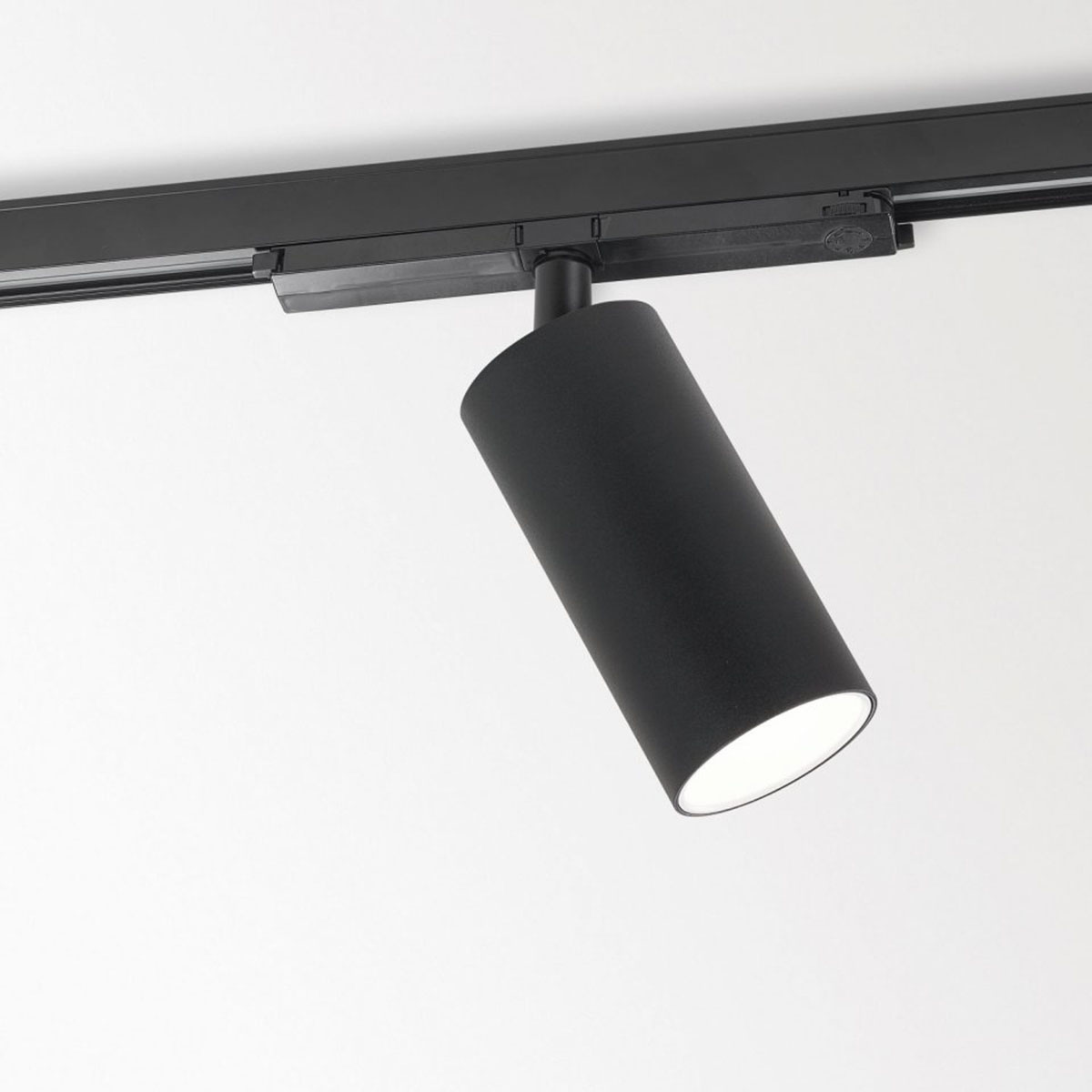 SPY 66 93018 ADM DIM5 Schienenstrahler, DALI dimmbar, Ø: 6,6 cm, Schwarz, Warmweiß 3000K, 18°